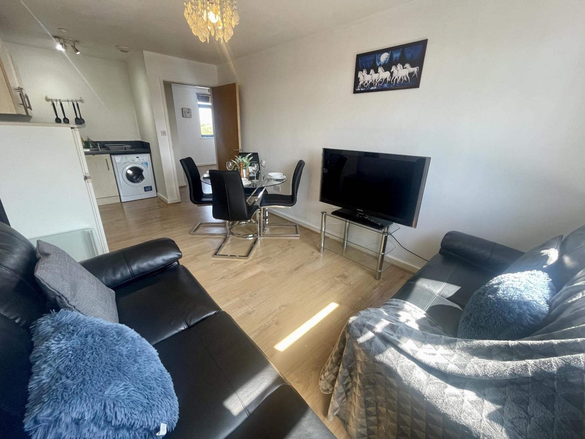 Hk Life Serviced Apartment , City Centre Swindon Eksteriør billede