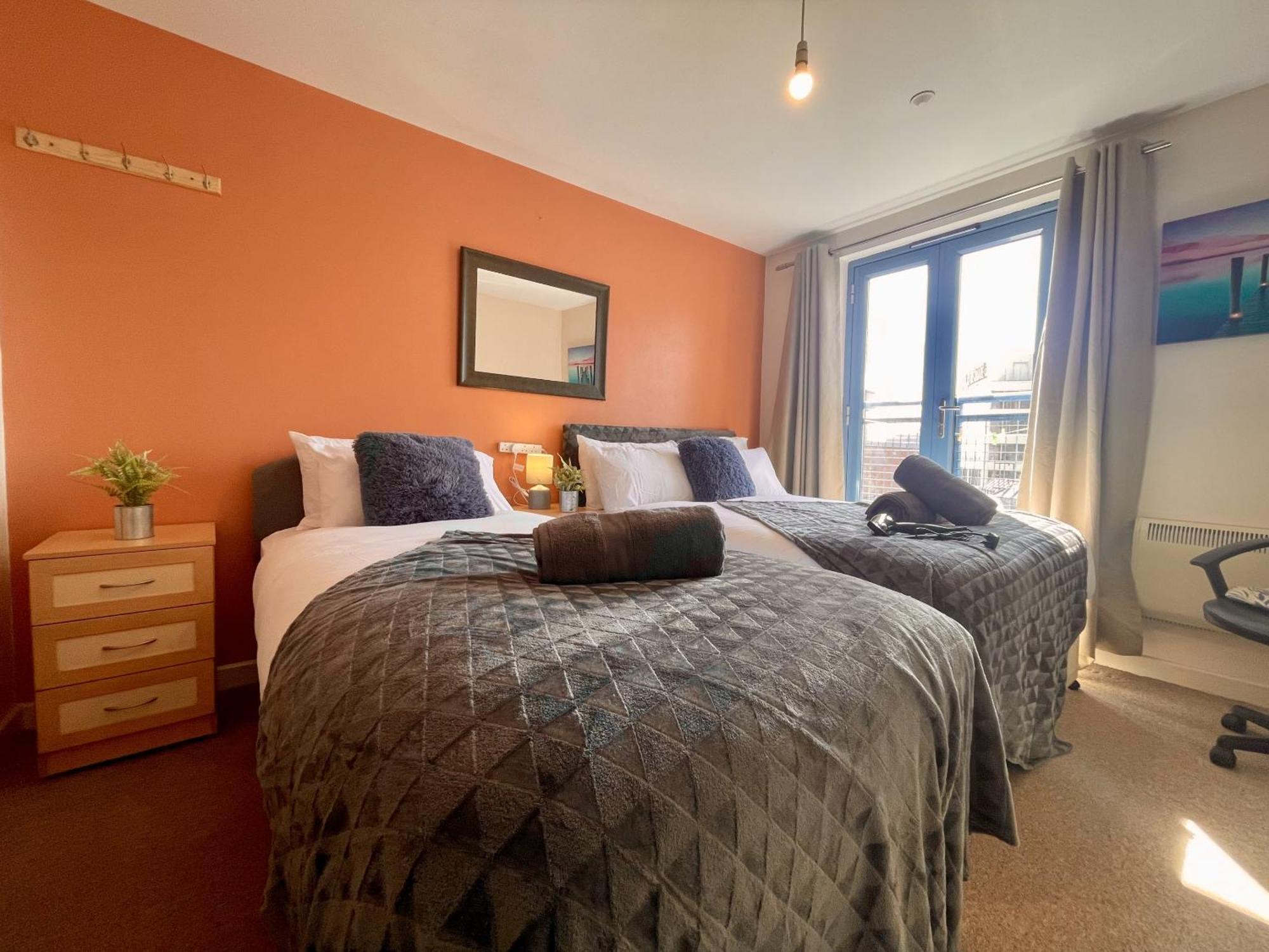 Hk Life Serviced Apartment , City Centre Swindon Eksteriør billede